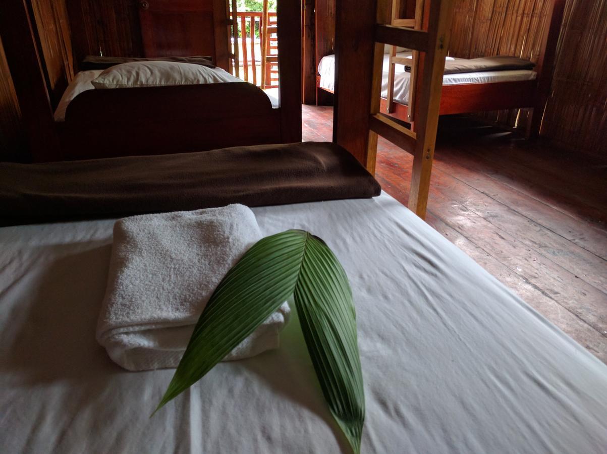 Puerto Montufar Green Forest Ecolodge מראה חיצוני תמונה